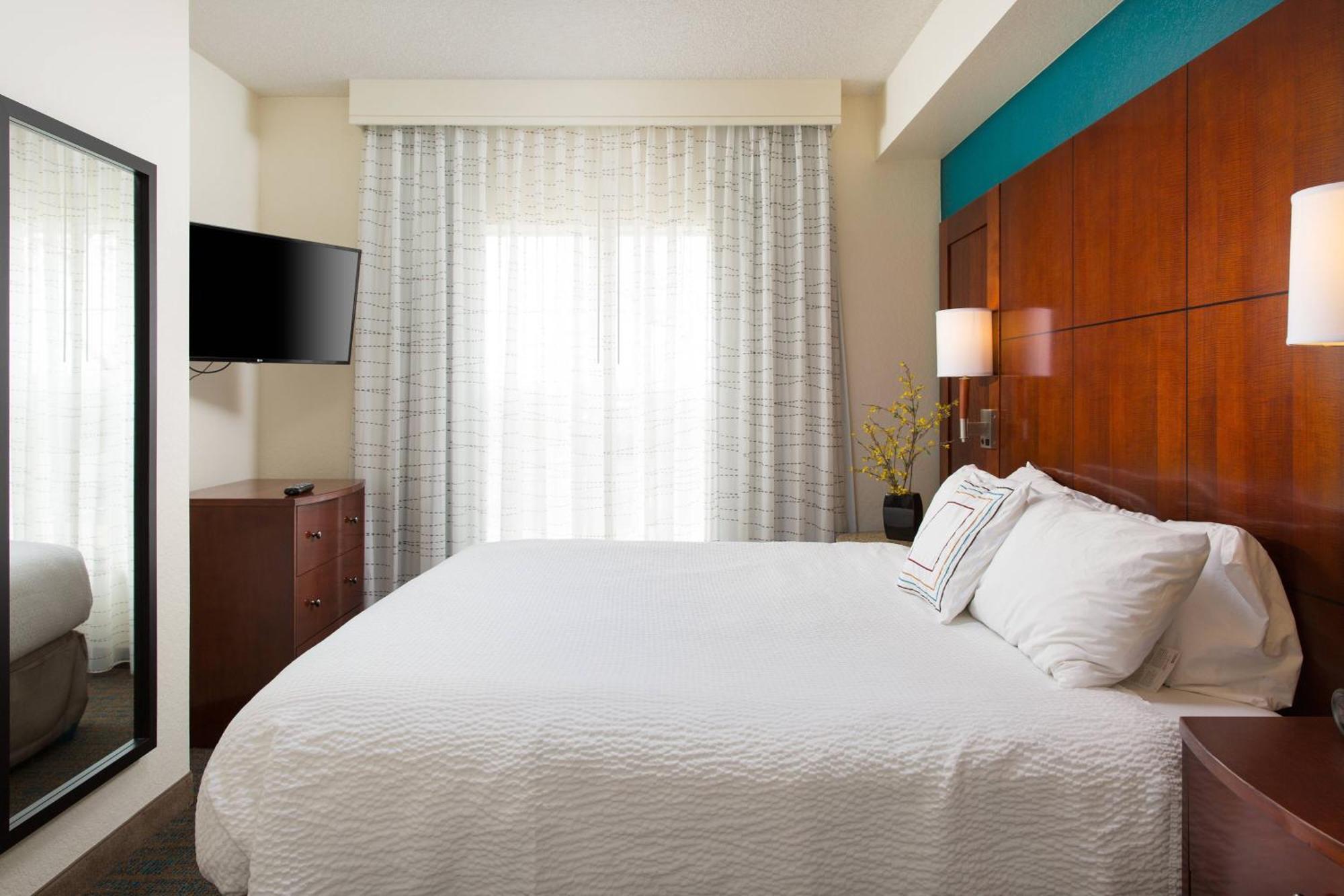 Residence Inn Kansas City Airport Екстер'єр фото