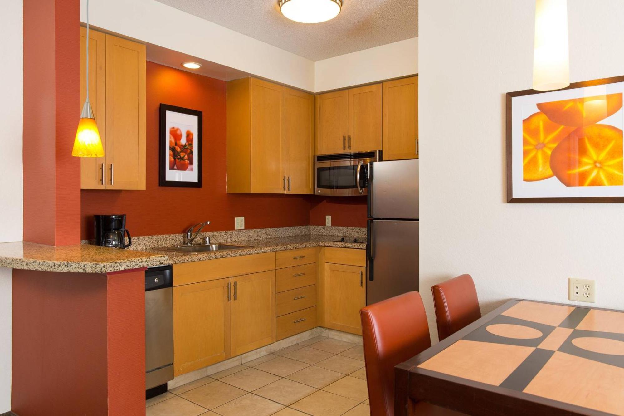 Residence Inn Kansas City Airport Екстер'єр фото