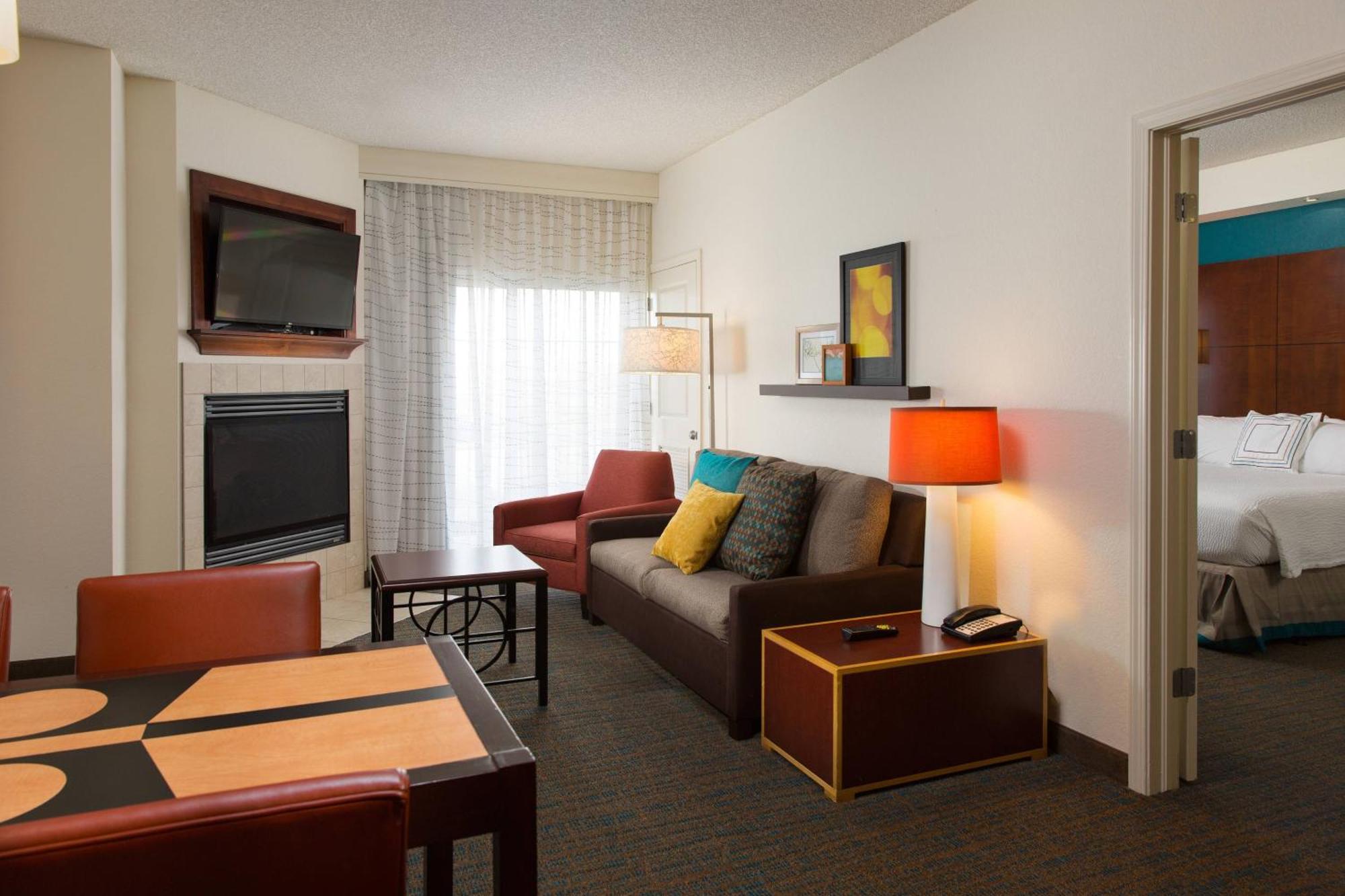 Residence Inn Kansas City Airport Екстер'єр фото